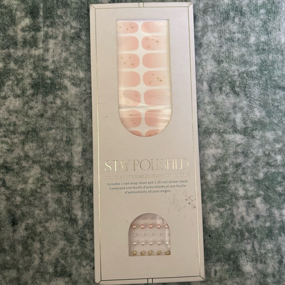 Pearlescent pink nail kit